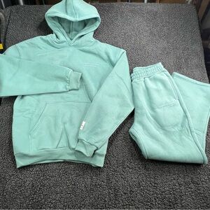 Comfrt set size L & M